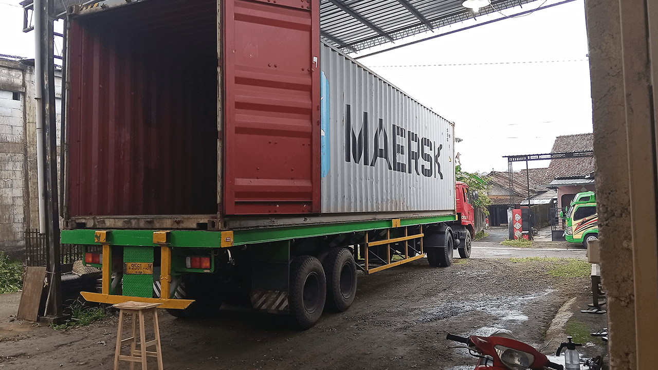 Export furniture from Jepara